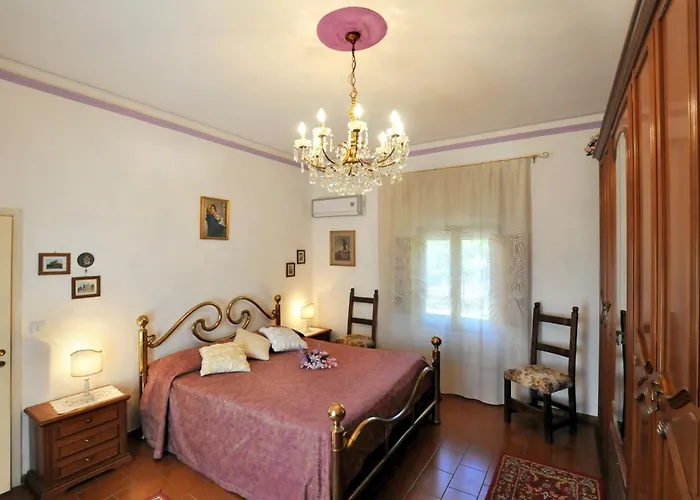 Casale Le Capanne Вилла Кортона