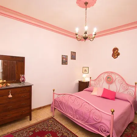 Casale Le Capanne Cortona